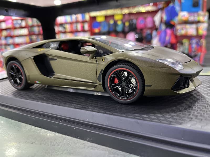 Die cast Model 2