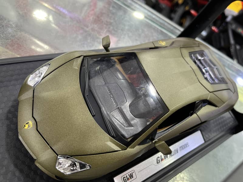 Die cast Model 6