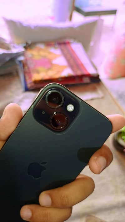 Apple iPhone 15