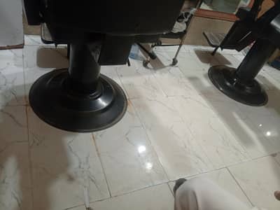 chalta hoa karobar for sell . . . 03039488820