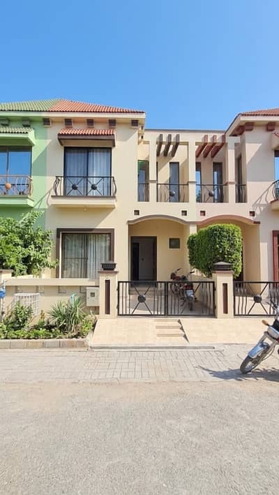 3.5 MARLA BEAUTIFUL HOUSE FOR SALE AVAILABLE WITH GAS