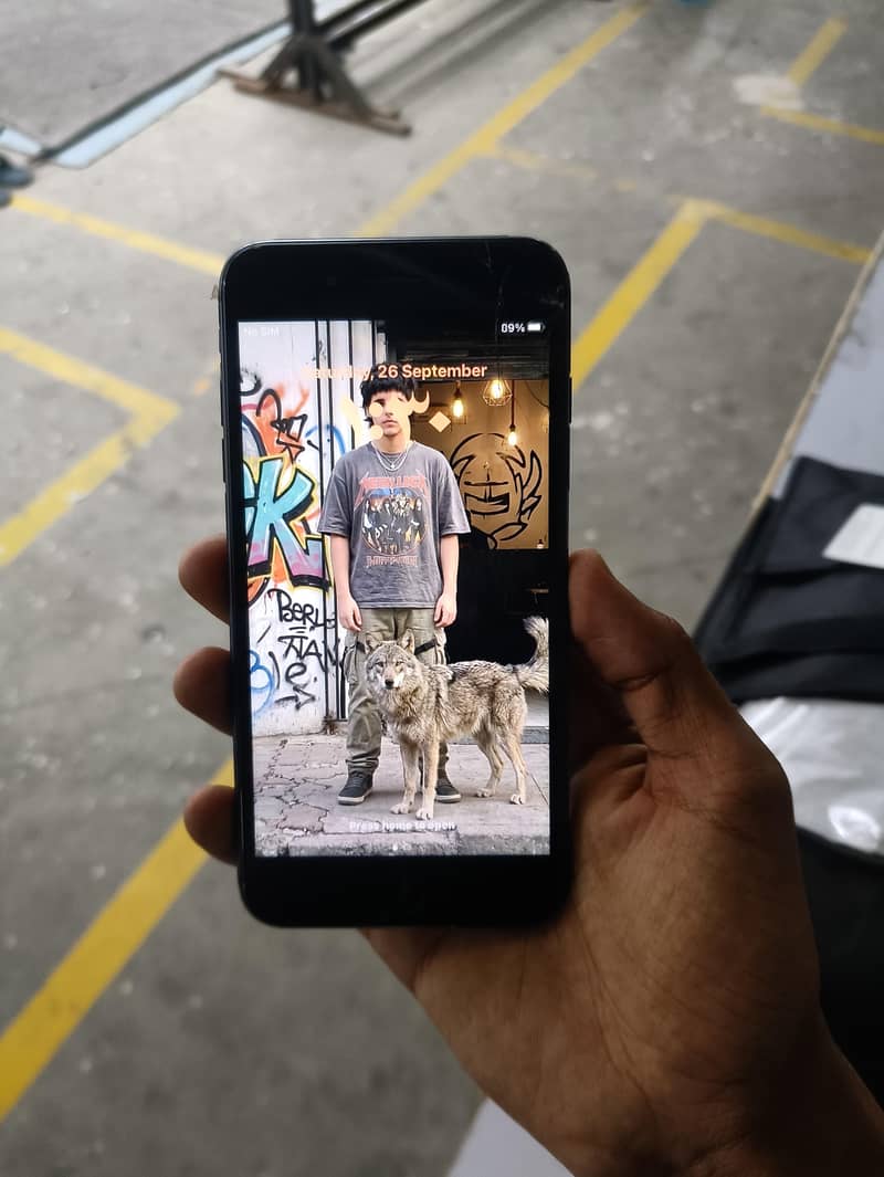 Apple iPhone 8 Plus 2