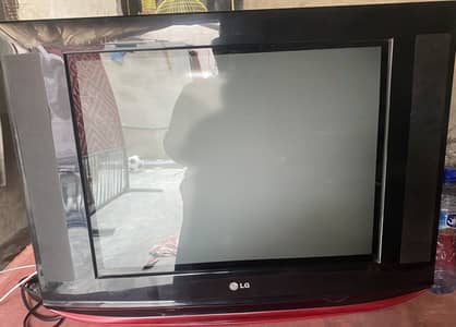 LG ultra slim 21 inch Tv with Receiver -Excellent condition