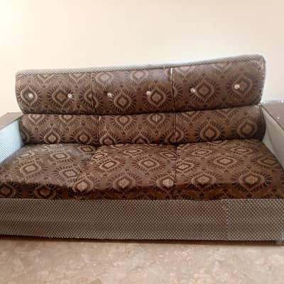 aoa used sofa seat hen condition 10/8