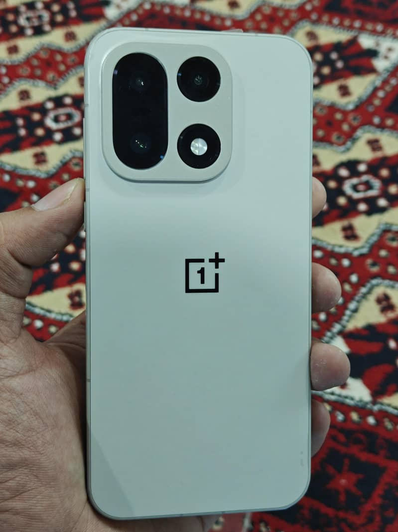 One Plus  15 1