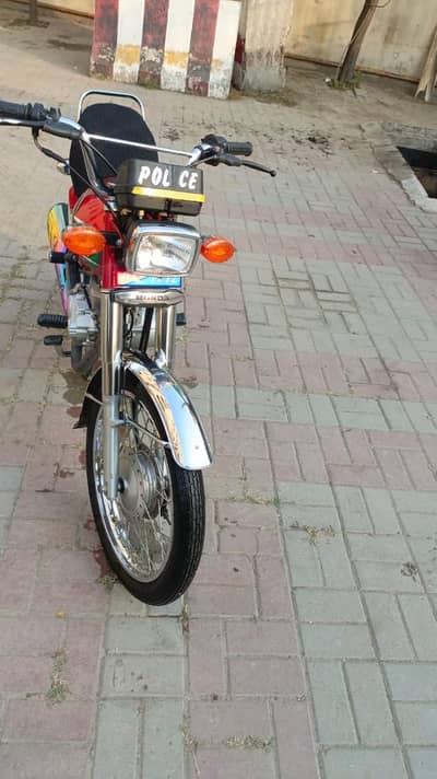 Honda 2023 model bio on the spot