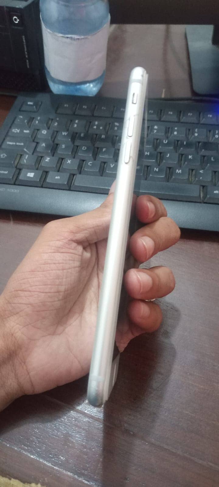 Apple iPhone 8 Plus 3
