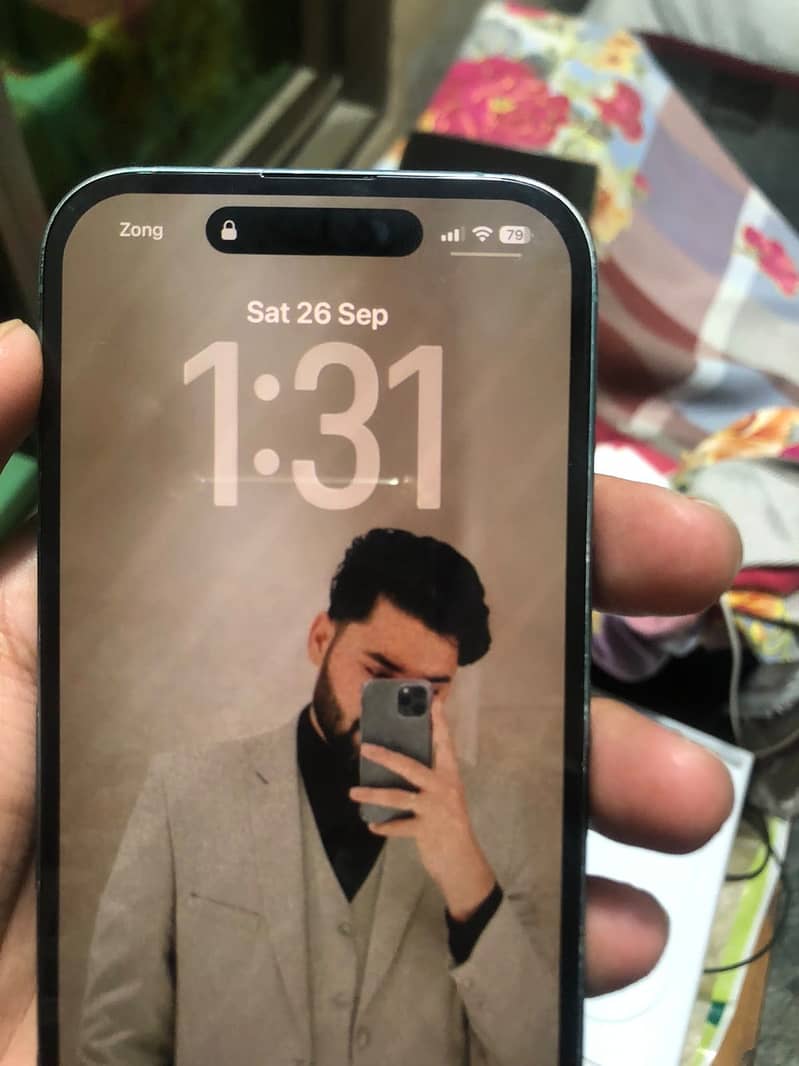 Apple iPhone 16 Plus 3