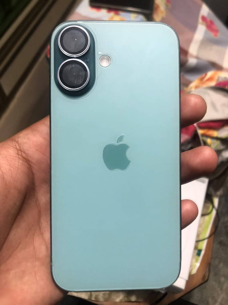 Apple iPhone 16 Plus 5