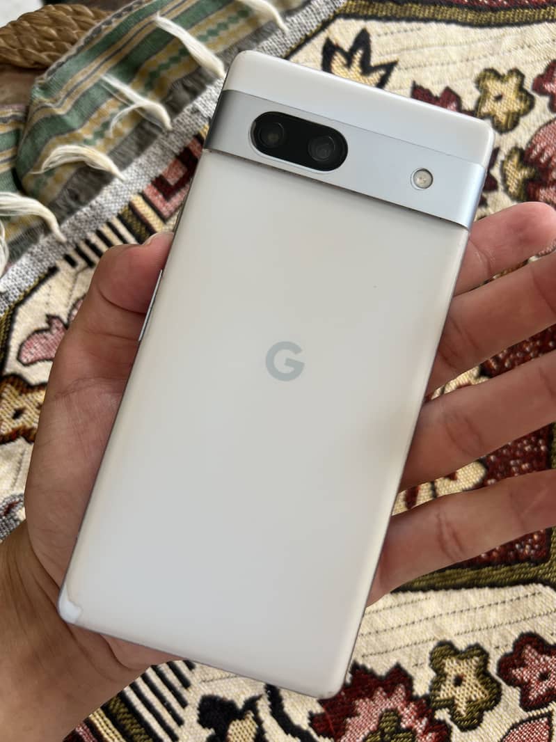 Google Pixel 7a 1