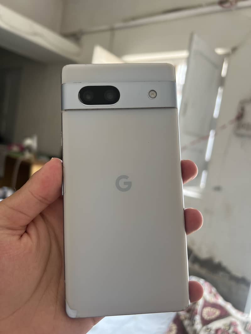 Google Pixel 7a 4