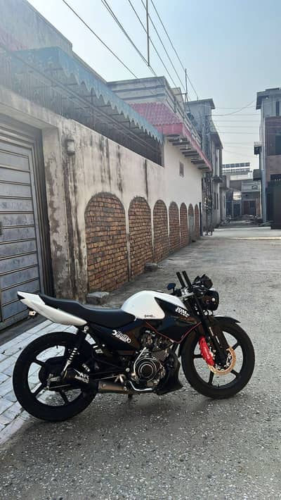 Yamaha ybr g fully modified