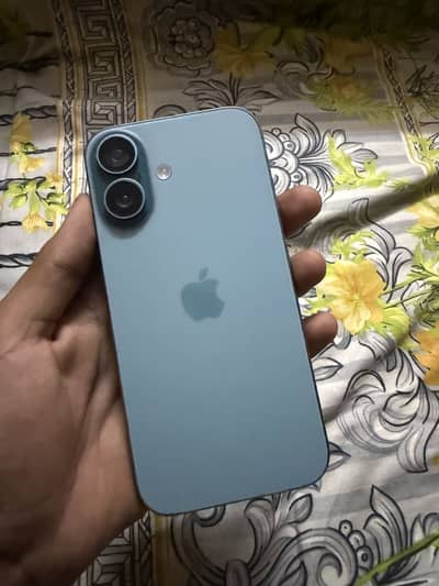 Apple iPhone 16