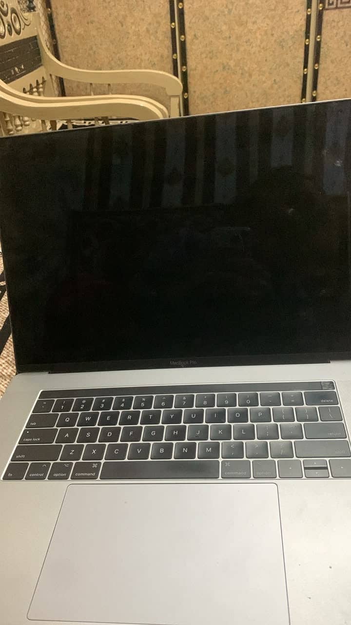 Macbook Pro 2017 Touchbar 3