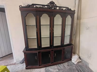 Showpiece of chinioti wood