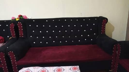 6 seater sofa set and 1 deewan