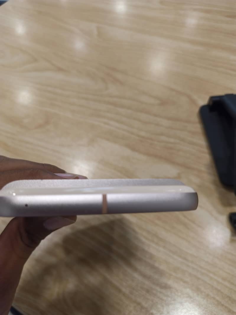 Google Pixel 8 1