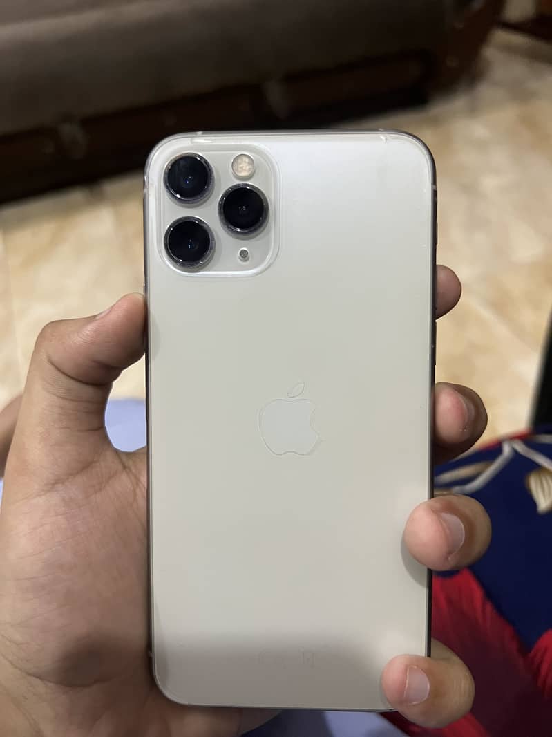 Apple iPhone 11 Pro 0