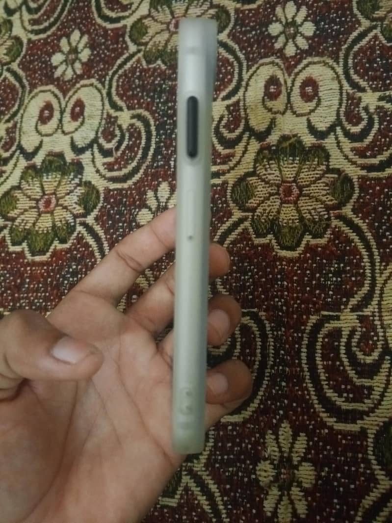 Apple iPhone 7 2