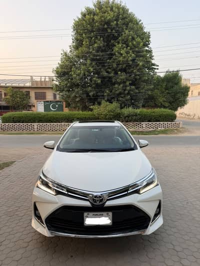 Toyota Altis Grande 2023