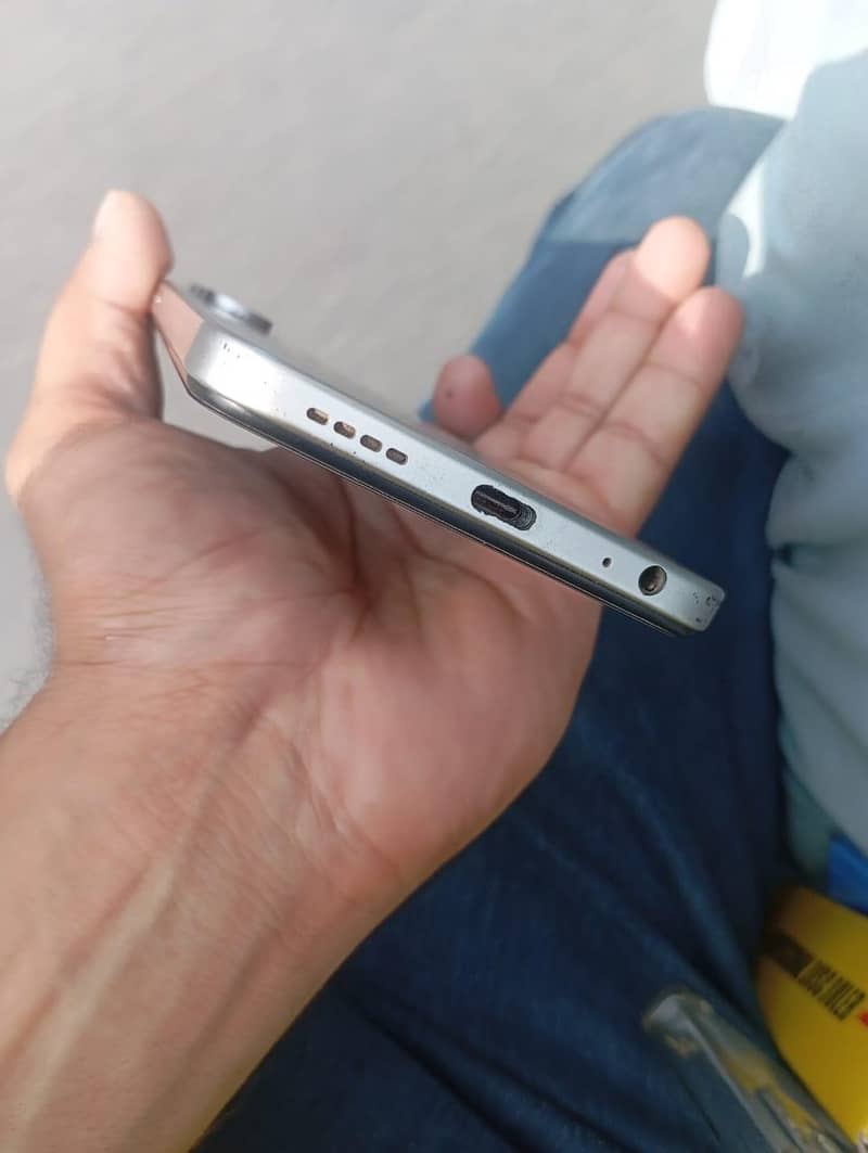 Itel 673l 3