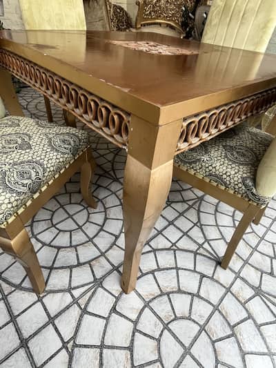 Dining table 4 seater