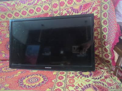 Samsung 24-in LED