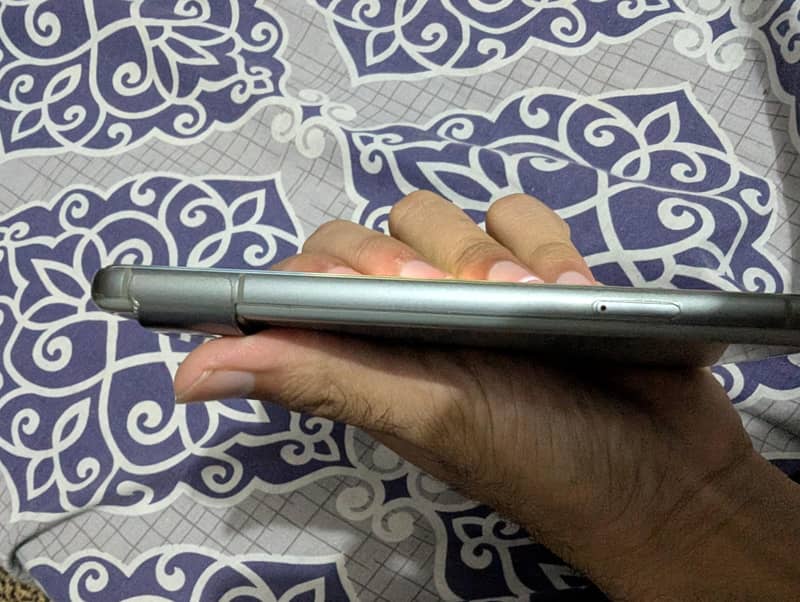Google Pixel 8 2