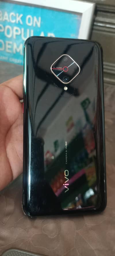 Vivo Y51 4 128gb lush condition