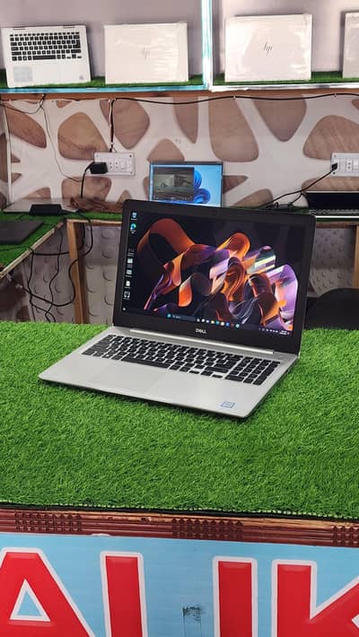 Dell insprion 5570 core i5 8th generation 8gb ram 256gb Touch laptop