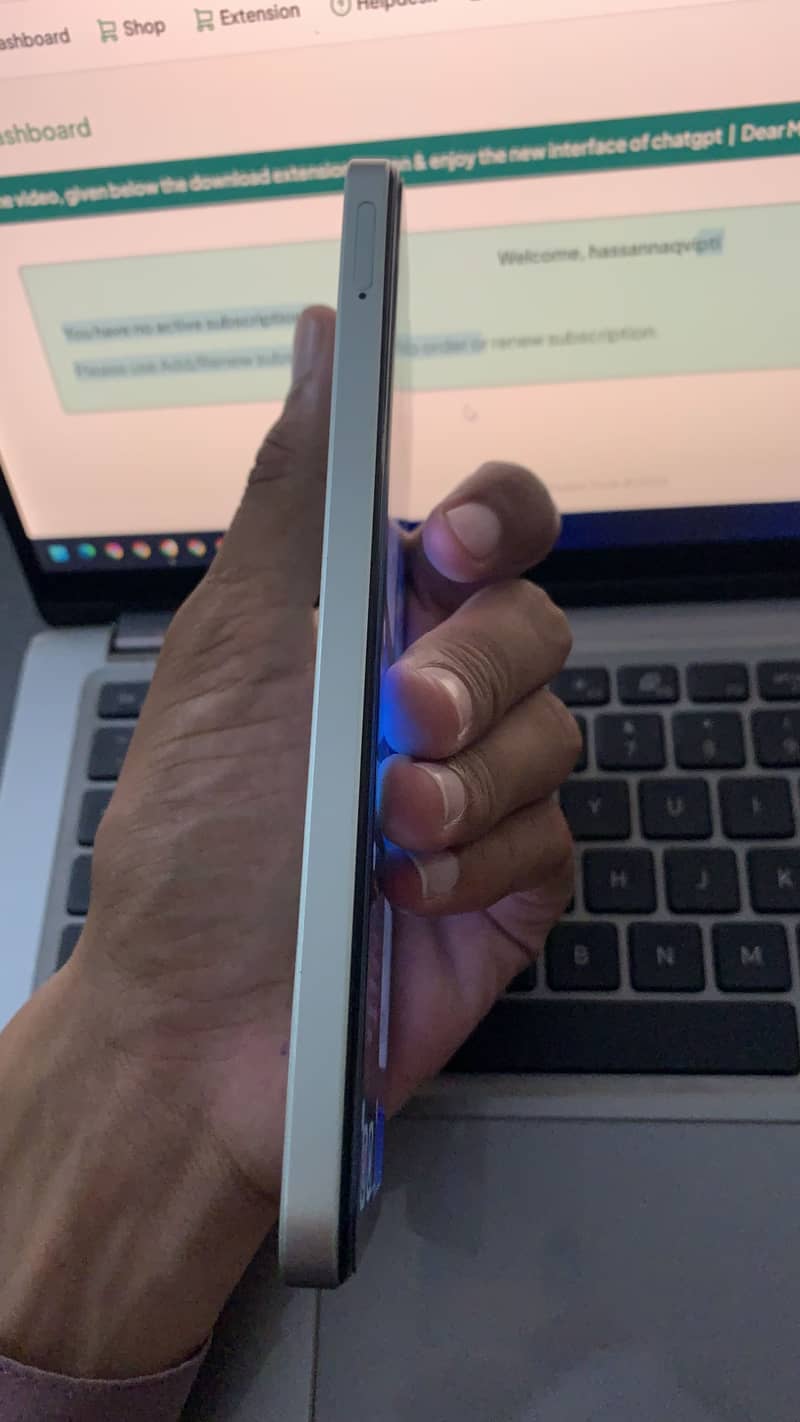 Realme Note 60x 4