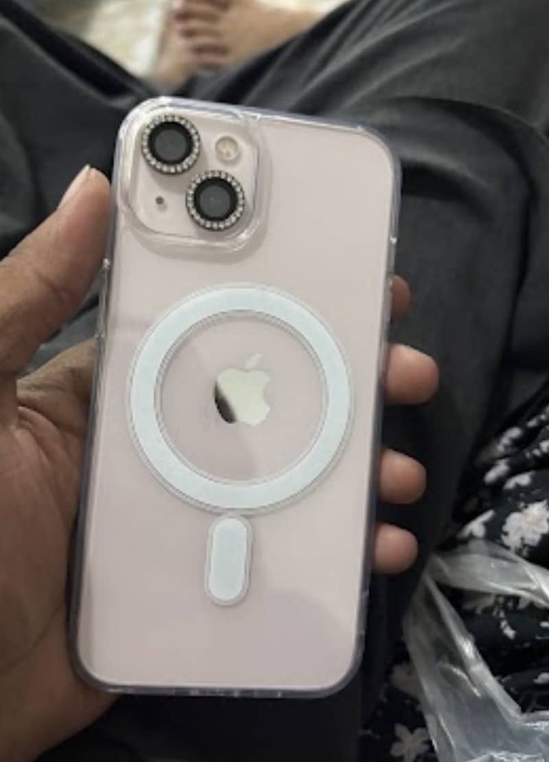 Apple iPhone 13 0