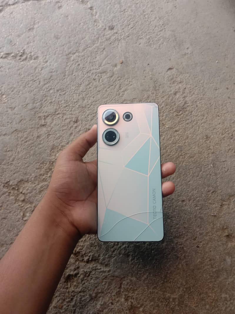Tecno CAMON 20 0