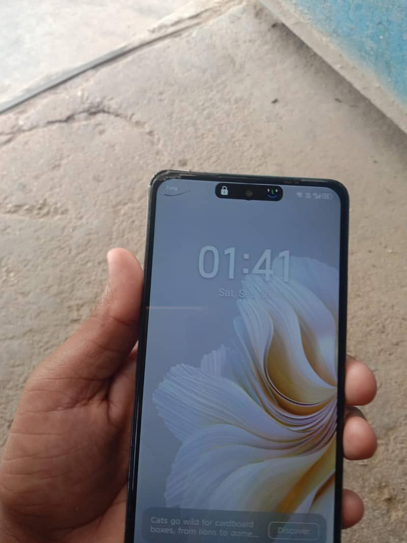 Tecno CAMON 20 2