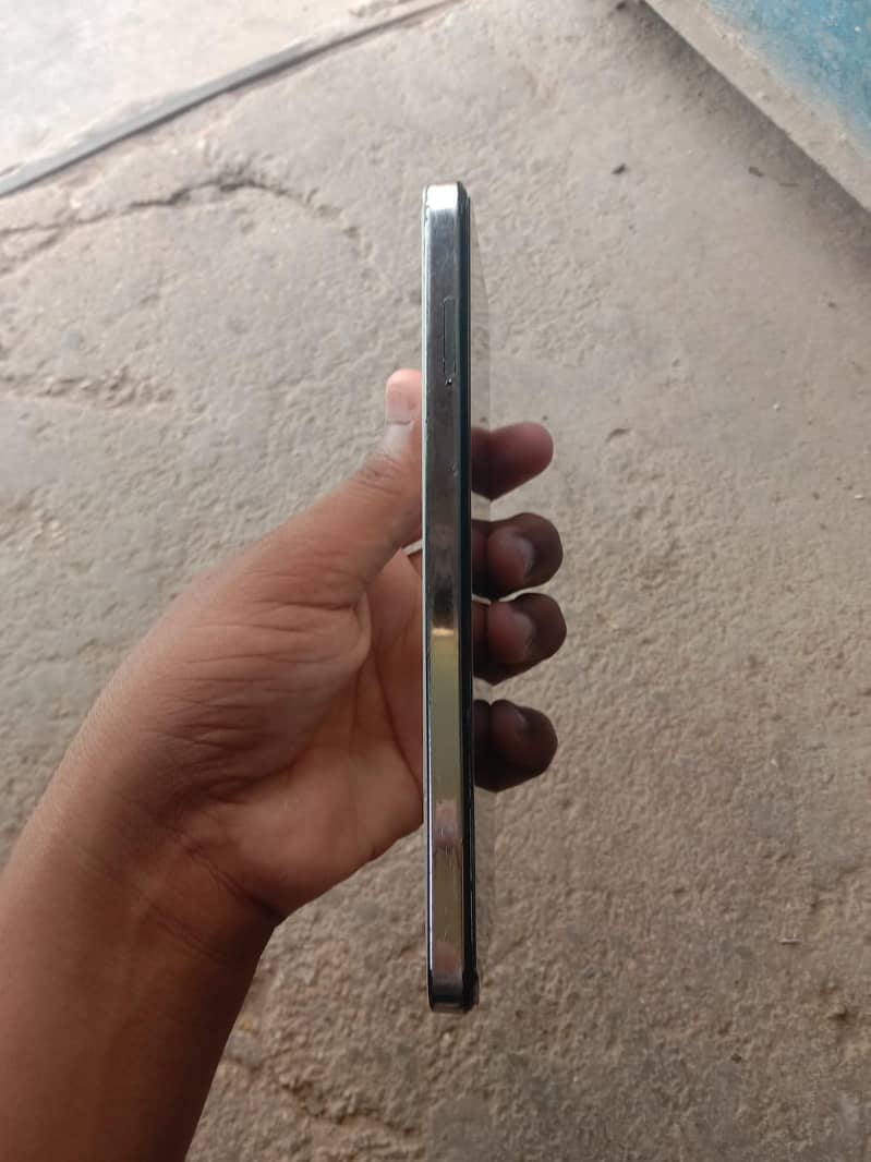 Tecno CAMON 20 4