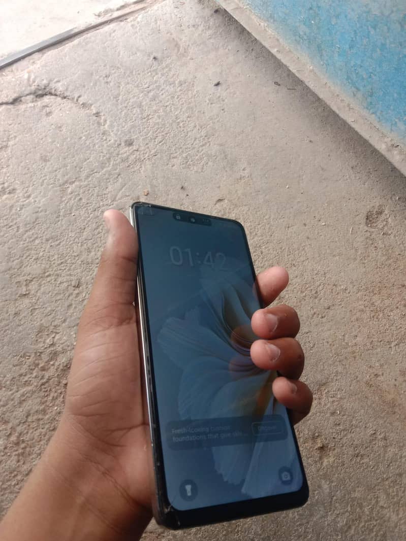 Tecno CAMON 20 7
