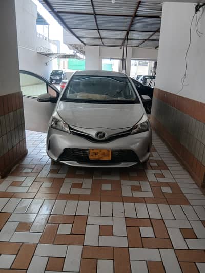 Toyota Vitz 2015