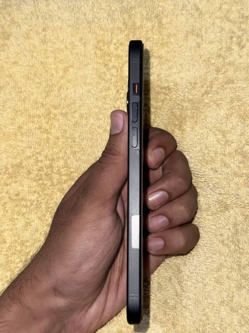 Iphone 15 plus jv 3