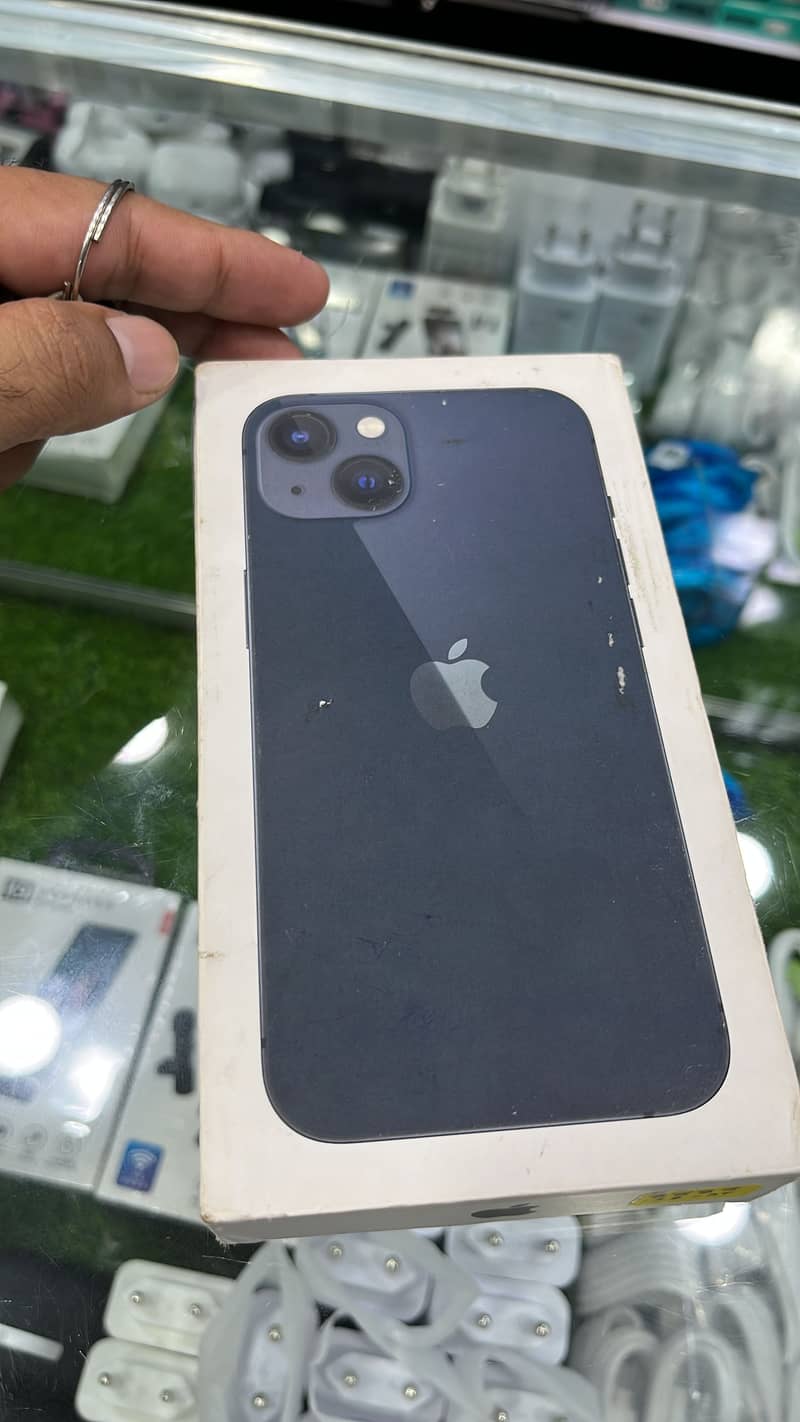 Apple iPhone 13 1