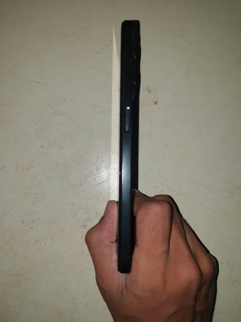 One Plus N300 2