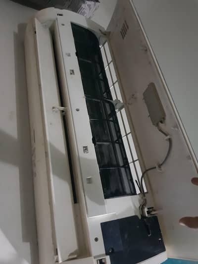 1 ton dc invertor use like new 100% working