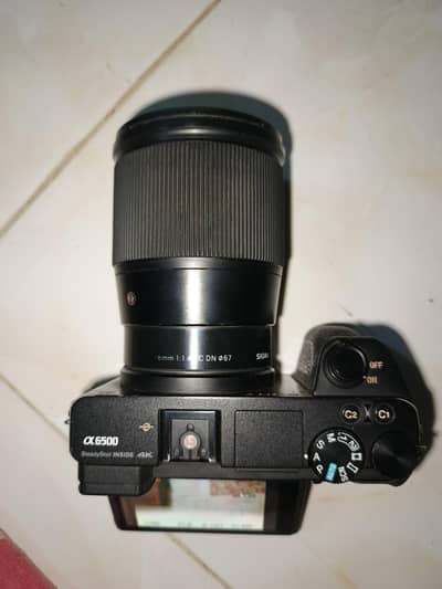 Sony a6500 + sigma 16mm 1.4 4k excellent condition  complete set