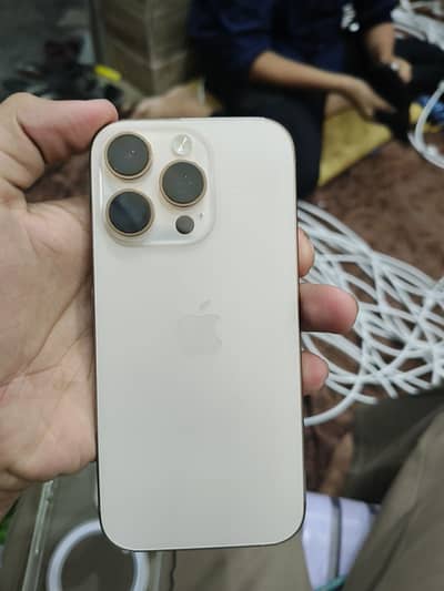Apple iPhone 16 Pro