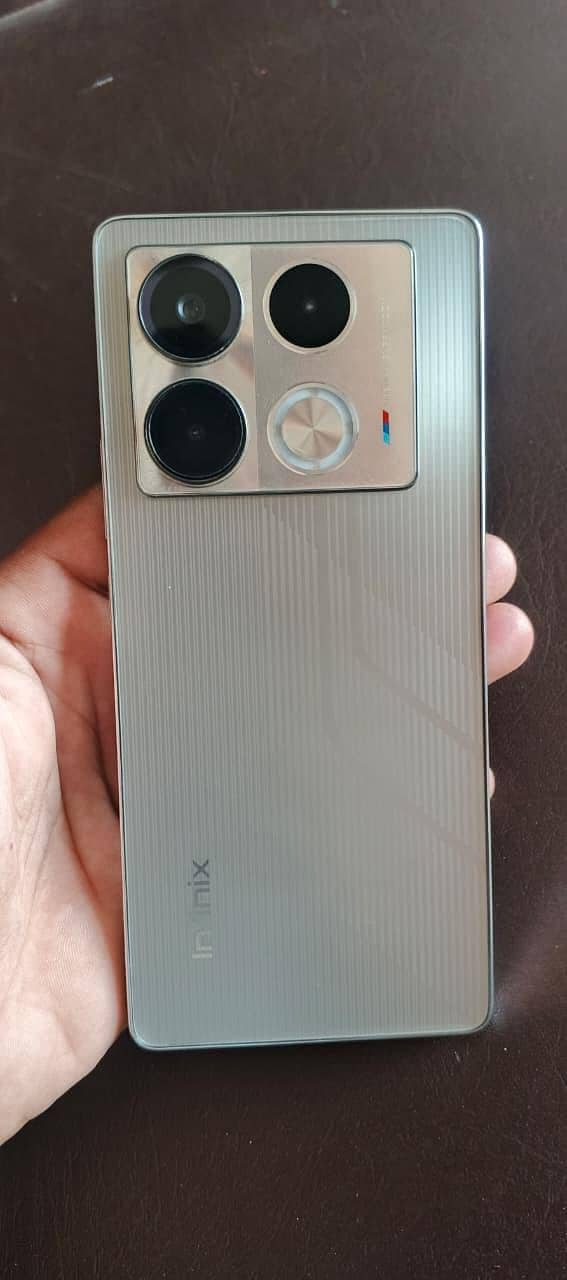 Infinix Note 40 0