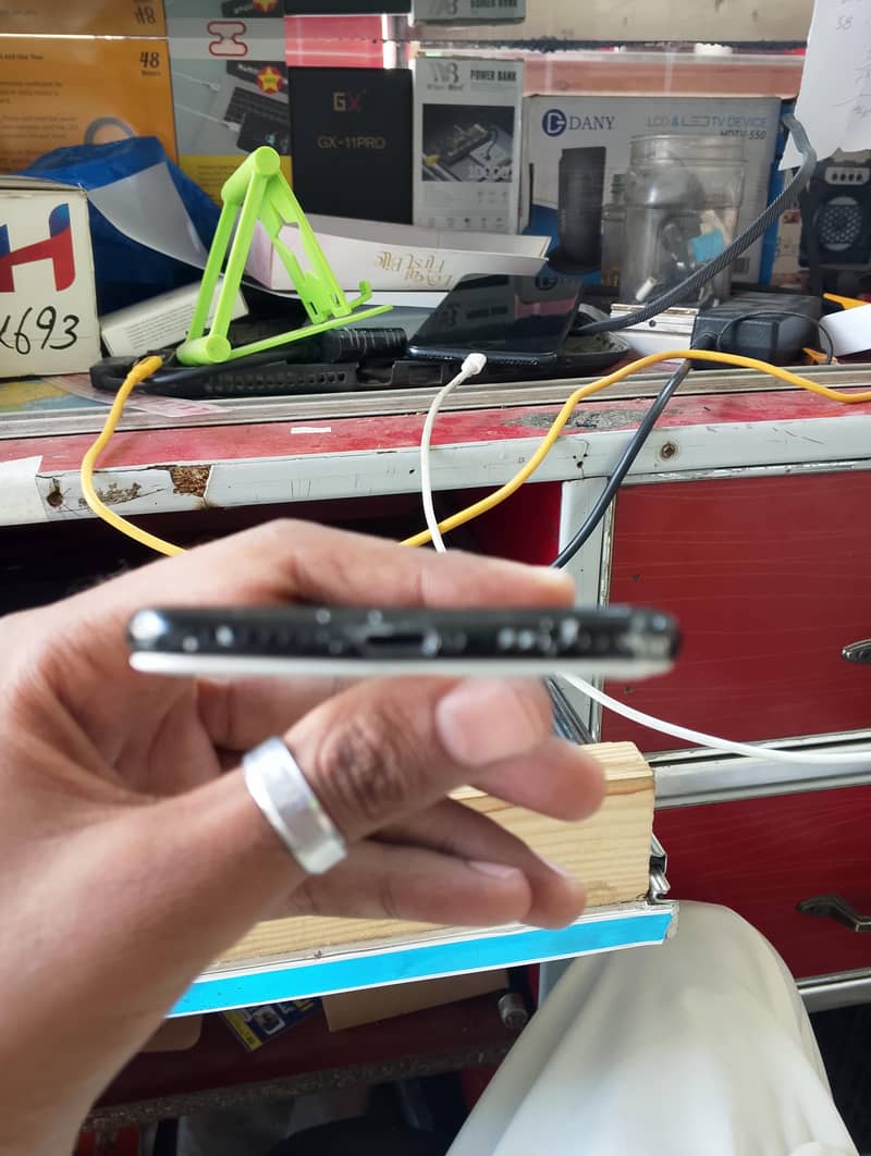 Apple iPhone 7 1
