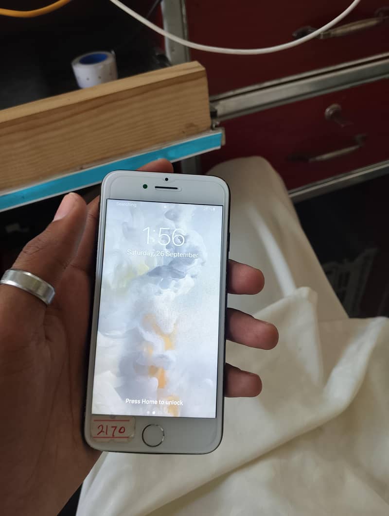 Apple iPhone 7 5