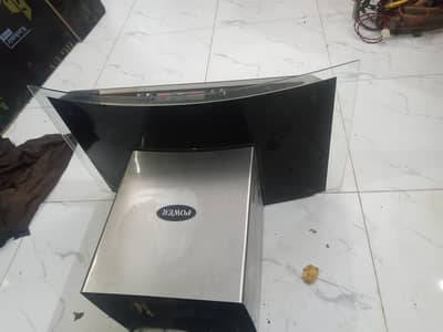 Excellent Condition kitchen Chimney