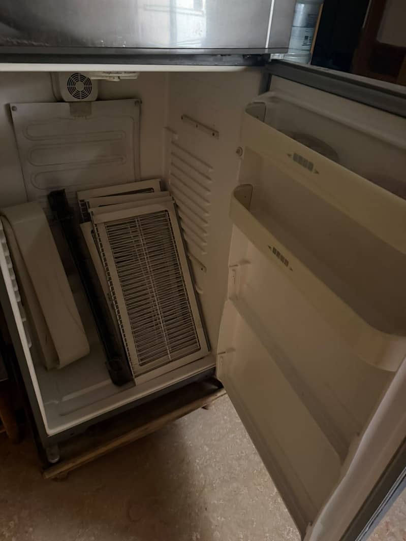 FRIDGE 2