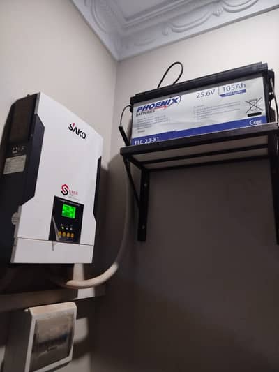 HYBRID INVERTER SAKO FOR SALE 5 KW with lithium battery Pheonix