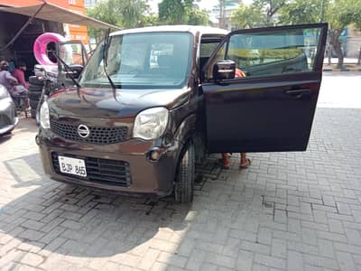 Nissan Moco 2013